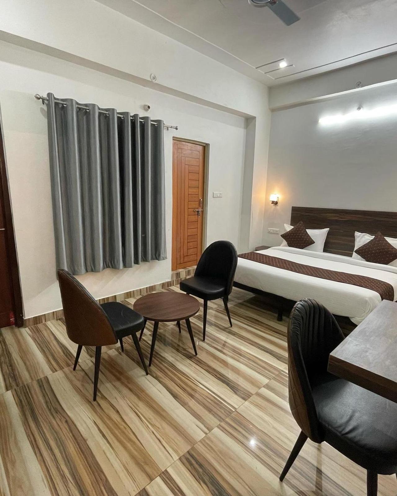Hotel Sangam View Αλλαχαμπάντ Εξωτερικό φωτογραφία